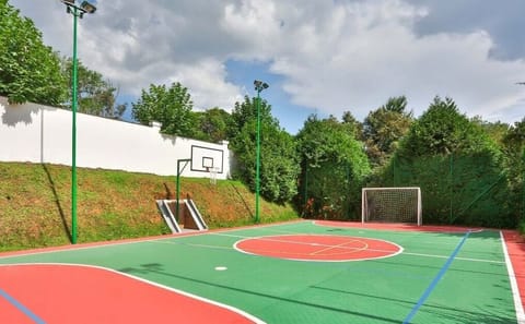 Apartment | Sport court