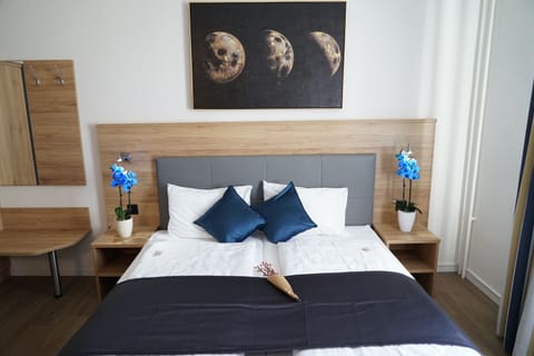 Soundproofing, free WiFi, wheelchair access