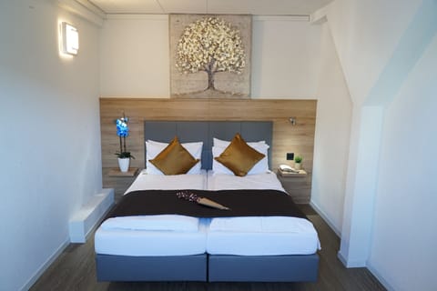 Comfort Suite, Accessible, Ensuite | Soundproofing, free WiFi, wheelchair access