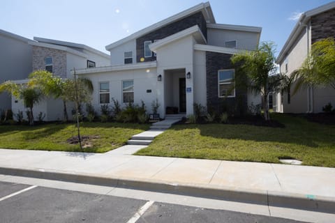 House, Multiple Bedrooms | Exterior