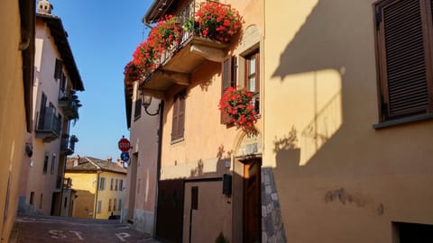 House, 2 Bedrooms, Smoking, Balcony | Balcony