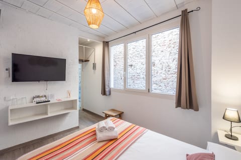 Standard Room | Free WiFi, bed sheets