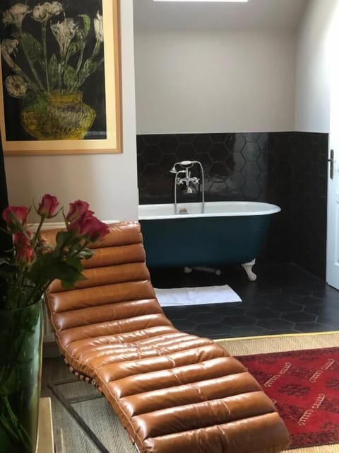 Design Room | Individually decorated, individually furnished, desk, free WiFi