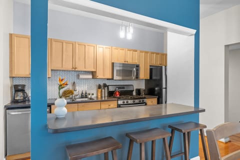 Apartment | Private kitchen | Fridge, microwave, oven, stovetop