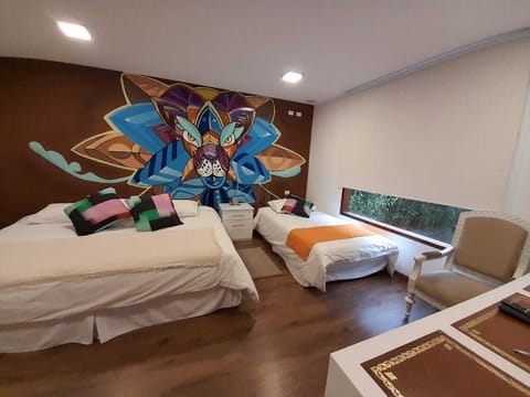 Deluxe Triple Room | Individually furnished, free WiFi, bed sheets