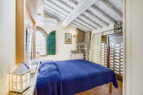 Family House, 3 Bedrooms, 2 Bathrooms, Mountainside (Villa Ademollo with Pool in Chianti) | 3 bedrooms, iron/ironing board, free WiFi, bed sheets