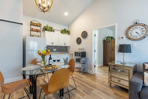 Cabin, Multiple Beds, Hot Tub (150 Westridge Ln) | 2 bedrooms, individually decorated, individually furnished, bed sheets