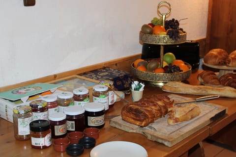 Daily buffet breakfast (EUR 14 per person)