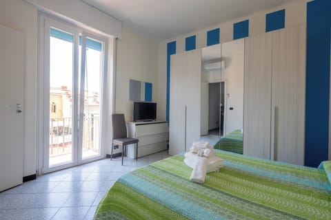 Luxury Suite | 1 bedroom, premium bedding, memory foam beds, individually furnished