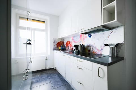 Comfort Apartment, 2 Bedrooms | Private kitchenette | Full-size fridge, microwave, stovetop, espresso maker