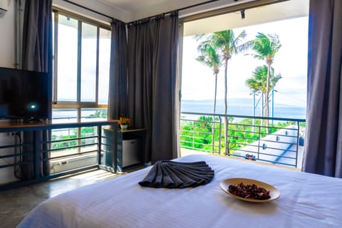 Deluxe Room, 1 Queen Bed, Pool Access, Pool View | View from room