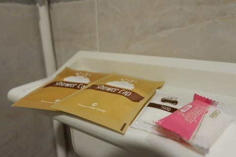 Standard Quadruple Room | Bathroom | Shower, rainfall showerhead