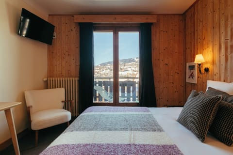 Superior Double Room, Balcony | Free WiFi