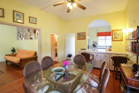 House, 2 Bedrooms | Dining