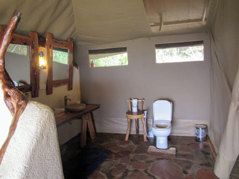 Luxury Tent | Bathroom | Rainfall showerhead, free toiletries, bathrobes, soap