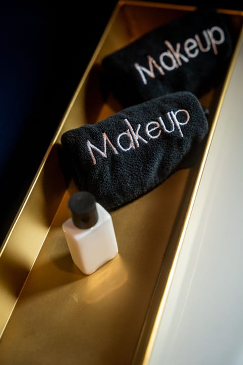 Design Room, 1 King Bed | Bathroom | Designer toiletries, hair dryer, towels, soap