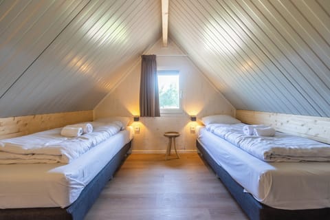 Chalet, 3 Bedrooms | Living area | Smart TV