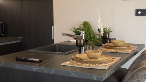 Basic Room (Seerose 2) | Private kitchen | Coffee/tea maker