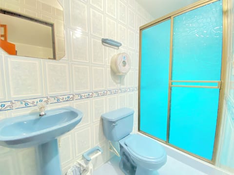 Superior Double Room | Bathroom