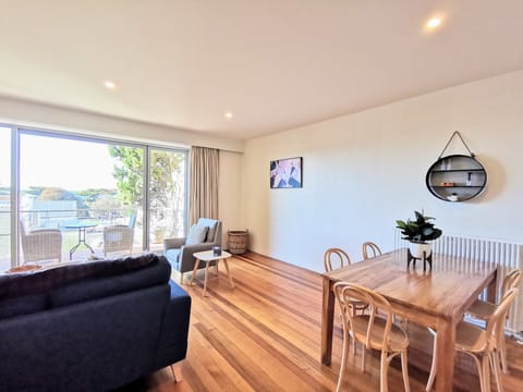 Apartment, Courtyard View | Living area | TV, DVD player