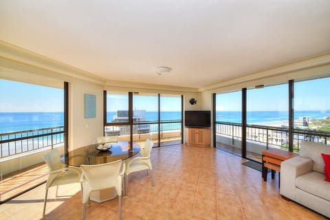 2 Bed/2 Bath Ocean View Deluxe High Floor  | Living area | 40-inch TV with cable channels, DVD player