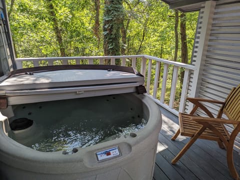 Adventure Cabin + Hot Tub at Loblolly Pines | Terrace/patio