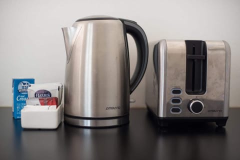 Fridge, coffee/tea maker, electric kettle