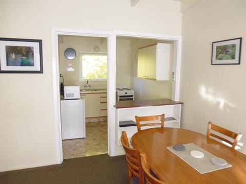 Two Bedroom Apartment, Upstairs | In-room dining