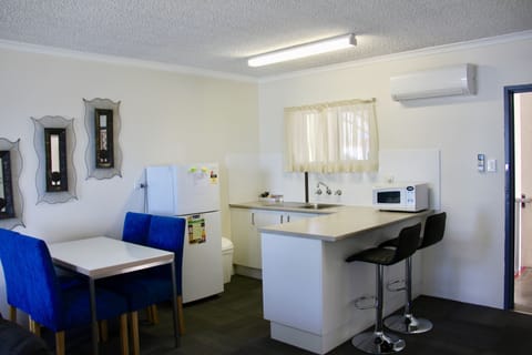 Deluxe Apartment, 2 Bedrooms, River View | Desk, iron/ironing board, free cribs/infant beds, free WiFi