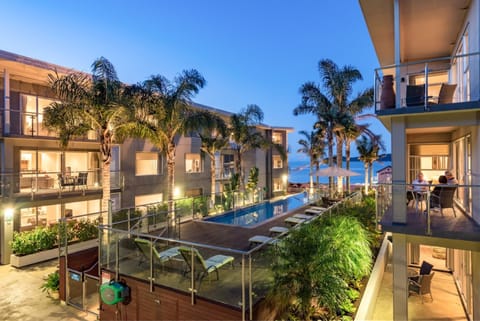 Outdoor pool, sun loungers