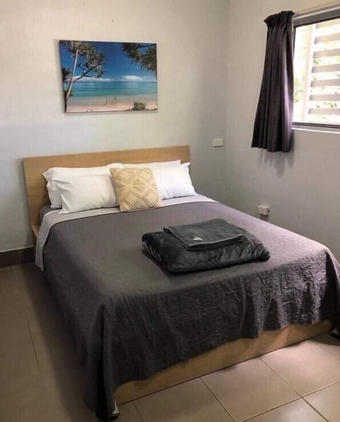 Hotel Style Triple Room with Shared Bathroom | Free WiFi, bed sheets