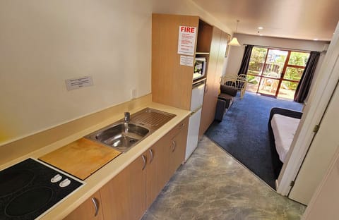 Standard Suite, 1 Bedroom (Large) | Private kitchen | Full-size fridge, electric kettle