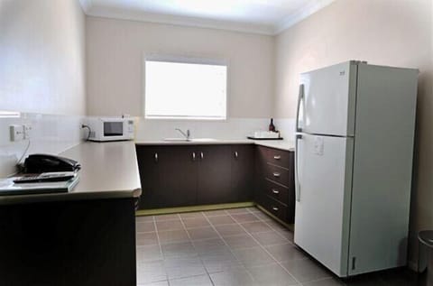 Family Apartment, 2 Bedrooms, Bathtub | Private kitchen | Coffee/tea maker, electric kettle