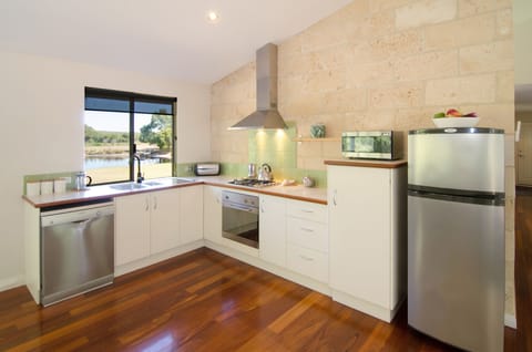 Acacia Three - Overlooking Dam | Private kitchen | Full-size fridge, microwave, oven, stovetop