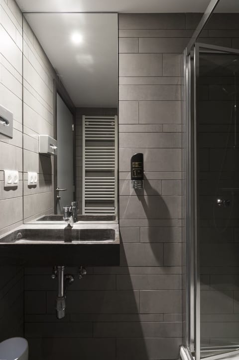 Shared Dormitory (1 bed in Women Dorm, age 18-40) | Bathroom shower