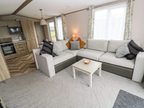 Cottage | Living area