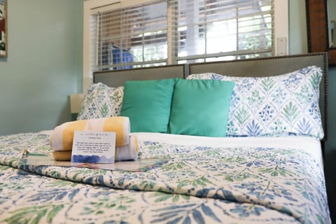 Barbados | Minibar, iron/ironing board, free WiFi