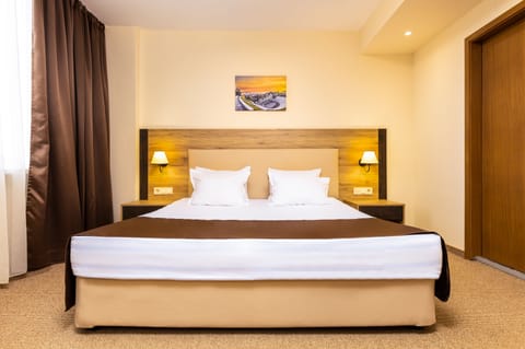 Comfort Suite | Desk, free WiFi, bed sheets