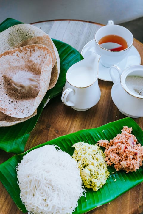 Daily cooked-to-order breakfast for a fee