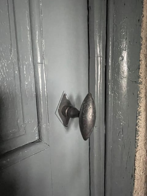 Fireplace, heated floors