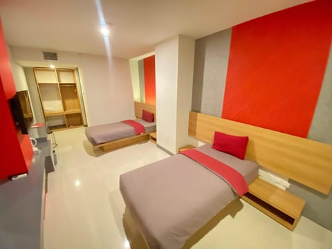 Superior Double or Twin Room | Desk, rollaway beds, free WiFi