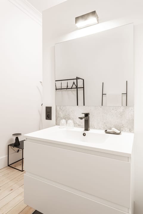 1 bedroom, minibar, in-room safe, desk