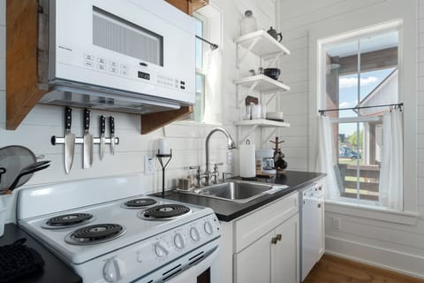 Row Home - The Mulberry | Private kitchen | Full-size fridge, microwave, oven, stovetop