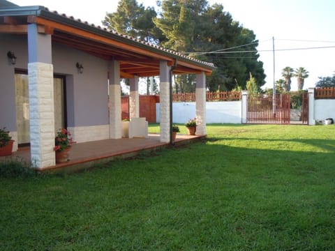 Villa, 2 Bedrooms, Smoking, Patio | Property grounds