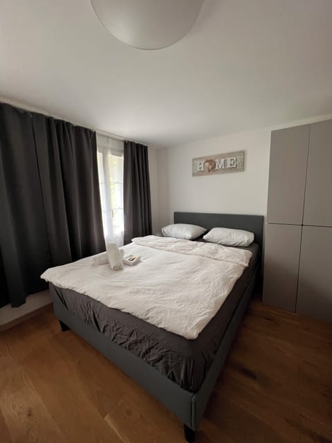 Basic Apartment | 1 bedroom, free WiFi, bed sheets
