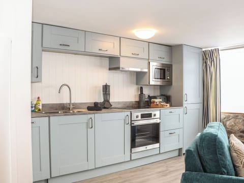 Fridge, dishwasher, electric kettle, toaster