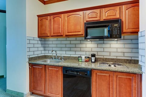 Family Suite, Multiple Beds, Non Smoking | 1 bedroom, premium bedding, down comforters, pillowtop beds