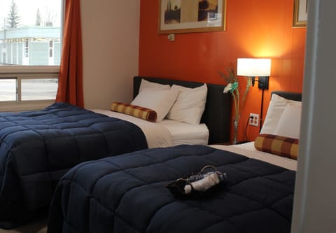 Standard Room, Multiple Beds | Hypo-allergenic bedding, desk, free WiFi, bed sheets