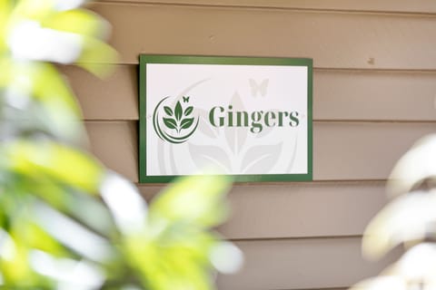 Gingers Villa | Premium bedding, pillowtop beds, individually decorated