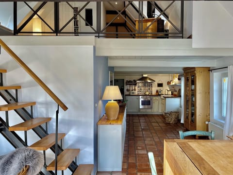 House | Living area | DVD player